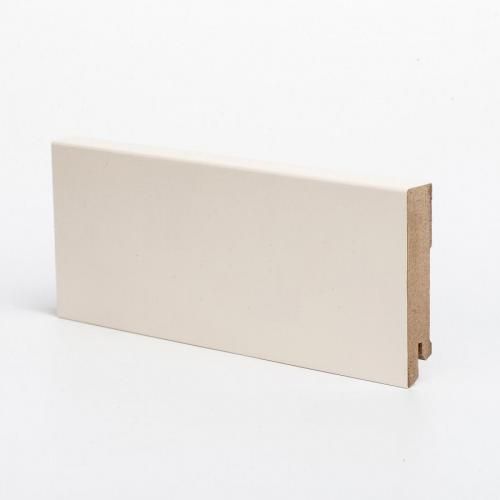 Плинтус напольный Ликорн K-06 Магнолия (9001) 80х16х2050